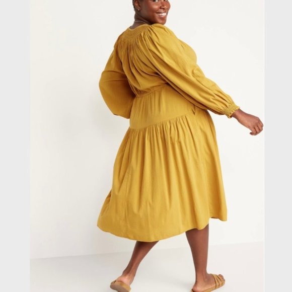 Old Navy Waist-Defined Crinkle-Textured Long-Sleeve Midi Dress/ 2X. - Picture 2 of 12